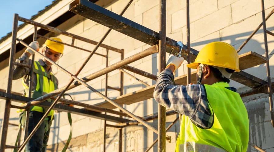 Professional fairlawn roofing services in National City, MI